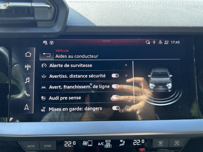 Audi A3 S-Line | 1.0 TFSI 110cv | Carplay | GPS | Capteurs Av+Ar | Sièges Av chauffants - 25