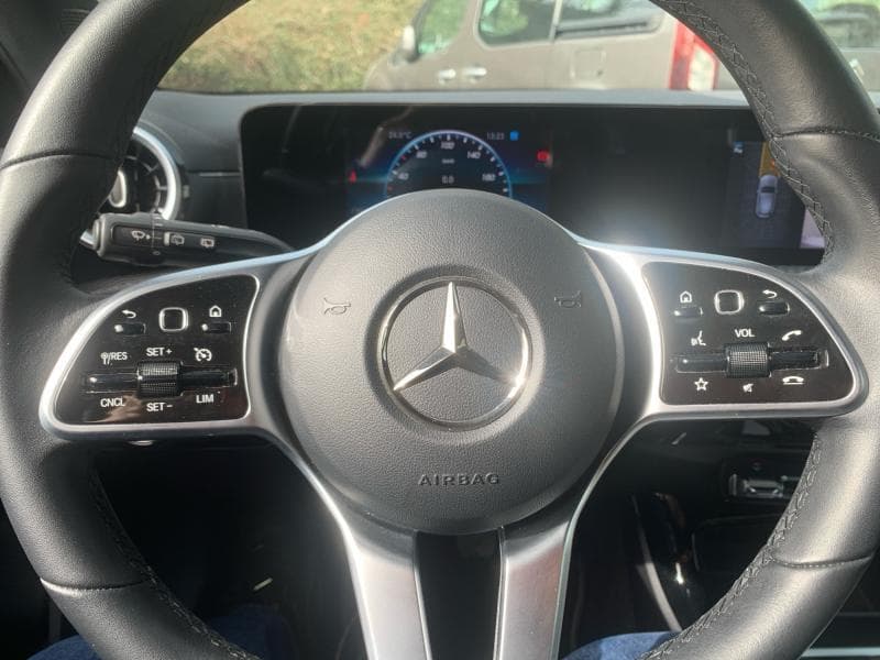 Mercedes-Benz A 180 Business Edition | 2.0d 116 cv | Clim | Capeurs | Alu | Cruise - 20