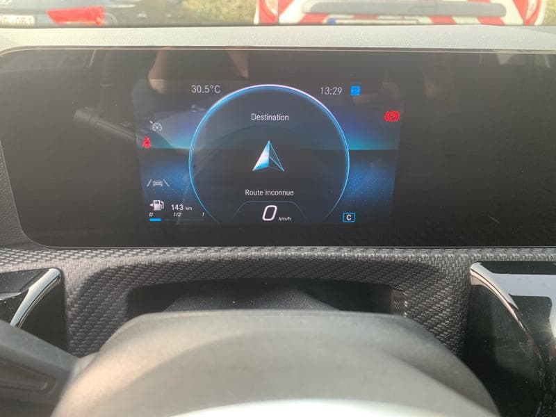 Mercedes-Benz A 180 Business Edition | 2.0d 116 cv | Clim | Capeurs | Alu | Cruise - 17