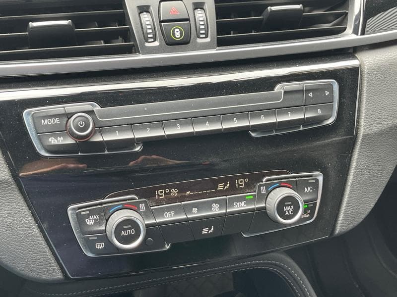 BMW Serie X X1 Boite auto*GPS*Caméra*Capteurs Av/Ar*Attelage*Hayon élect. - 27
