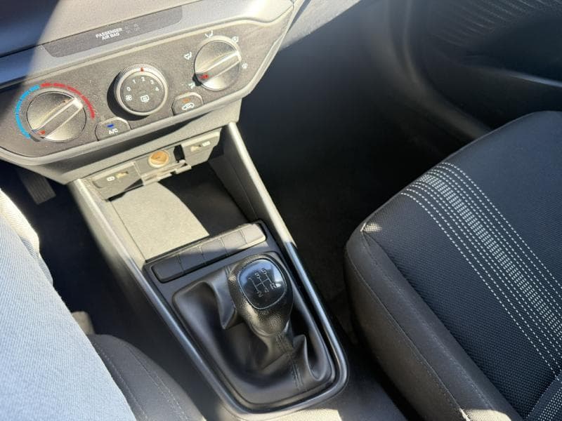 Hyundai i20 1.2 MPI 84CV | Bluetooth | Radio | Clim - 21