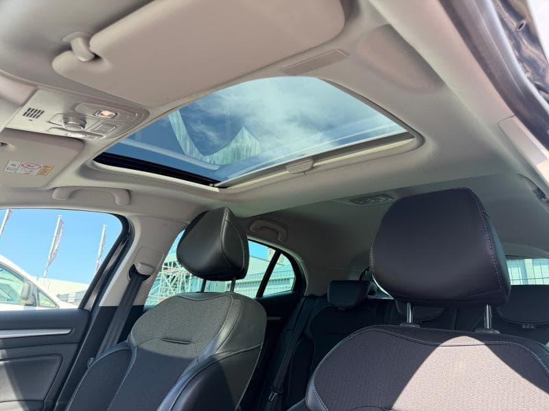 Renault Mégane Techno | 1.5 DCi 116cv | Carplay | Caméra | Toit ouvrant | GPS - 29