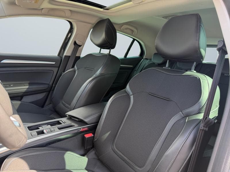 Renault Mégane Techno | 1.5 DCi 116cv | Carplay | Caméra | Toit ouvrant | GPS - 10