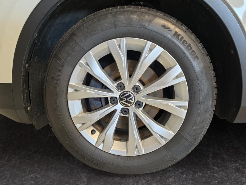 Volkswagen Tiguan Life | 2.0 tdi 150 cv | GPS | Camera | Toit pano ouvrant | Attache Remorque - 10