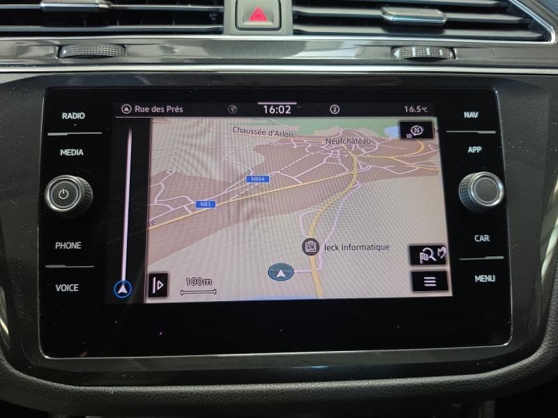 Volkswagen Tiguan Life | 2.0 tdi 150 cv | GPS | Camera | Toit pano ouvrant | Attache Remorque - 21
