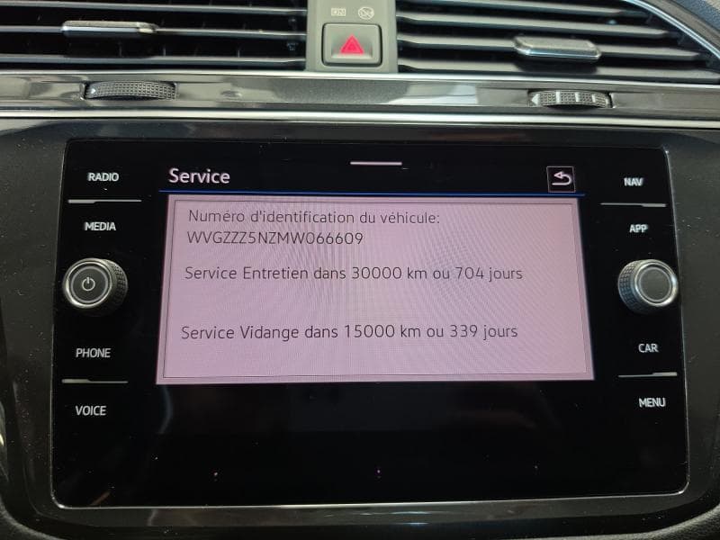 Volkswagen Tiguan Life | 2.0 tdi 150 cv | GPS | Camera | Toit pano ouvrant | Attache Remorque - 23