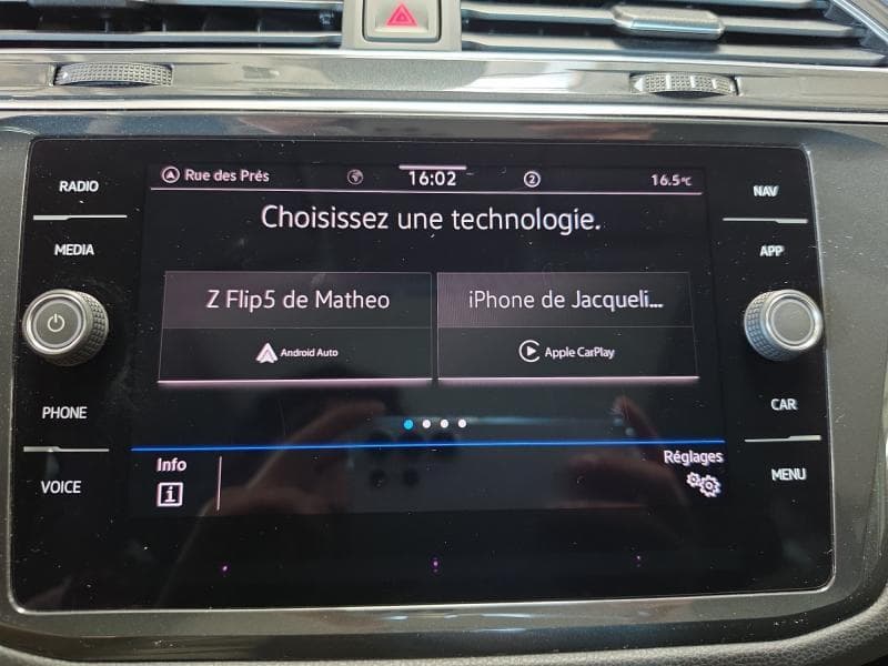 Volkswagen Tiguan Life | 2.0 tdi 150 cv | GPS | Camera | Toit pano ouvrant | Attache Remorque - 24