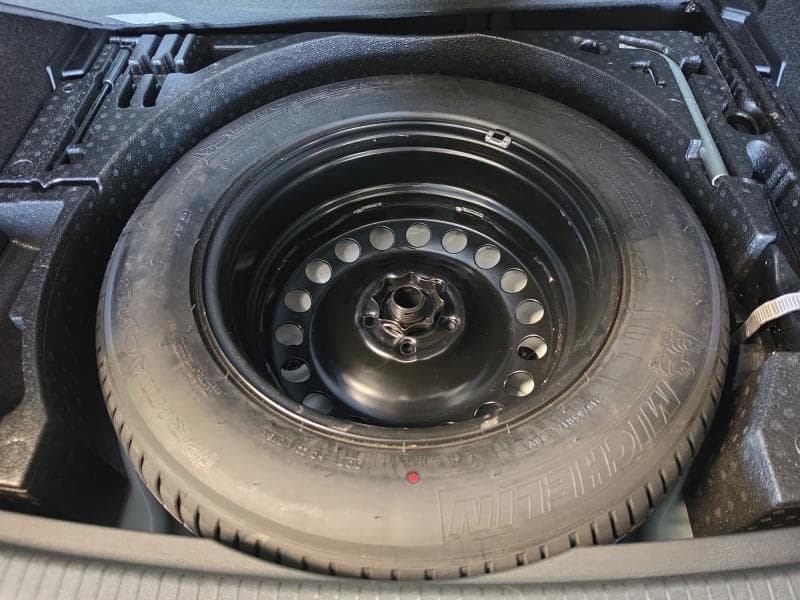 Volkswagen Tiguan Life | 2.0 tdi 150 cv | GPS | Camera | Toit pano ouvrant | Attache Remorque - 34