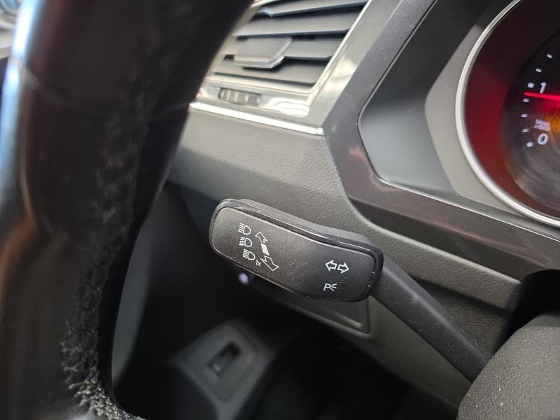 Volkswagen Tiguan Life | 2.0 tdi 150 cv | GPS | Camera | Toit pano ouvrant | Attache Remorque - 15