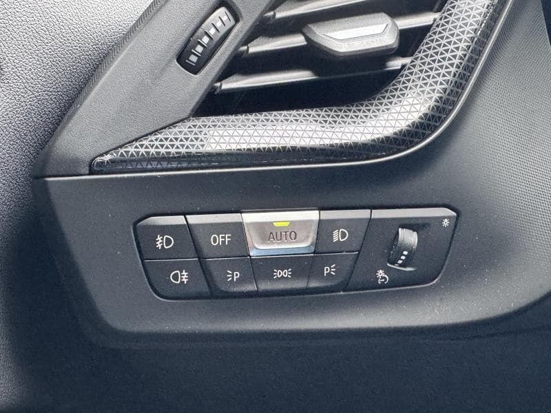 BMW Serie 2 218 218i Pack M | 1.5 Essence 136cv | Gps | Caméra | Carplay | Capteurs Av & Arr - 14
