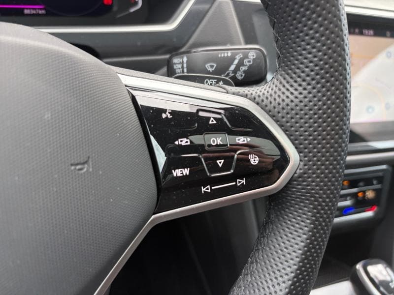 Volkswagen Tiguan R-Line | 1.5 TSI 150cv | GPS | Caméra | Carplay | Toit pano - 19