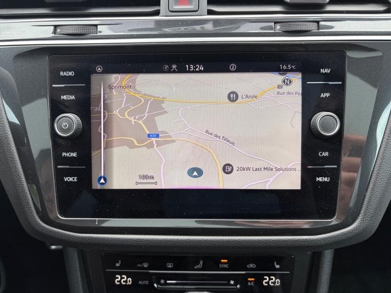 Volkswagen Tiguan R-Line | 1.5 TSI 150cv | GPS | Caméra | Carplay | Toit pano - 21