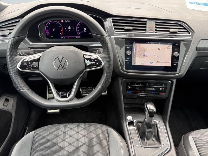 Volkswagen Tiguan R-Line | 1.5 TSI 150cv | GPS | Caméra | Carplay | Toit pano - 10