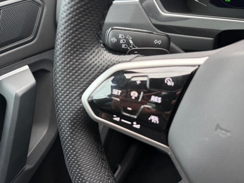 Volkswagen Tiguan R-Line | 1.5 TSI 150cv | GPS | Caméra | Carplay | Toit pano - 17