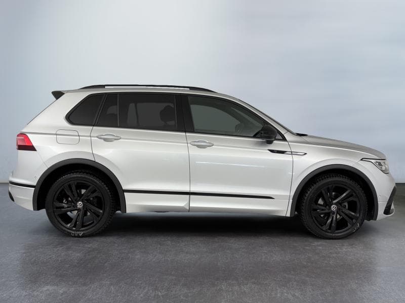 Volkswagen Tiguan R-Line | 1.5 TSI 150cv | GPS | Caméra | Carplay | Toit pano - 4
