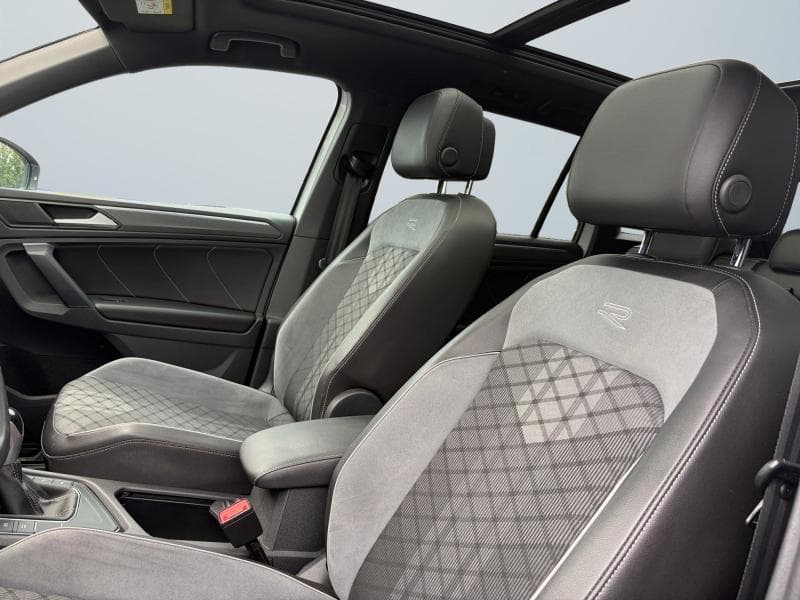 Volkswagen Tiguan R-Line | 1.5 TSI 150cv | GPS | Caméra | Carplay | Toit pano - 12
