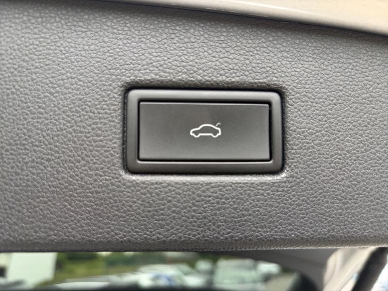 Volkswagen Tiguan R-Line | 1.5 TSI 150cv | GPS | Caméra | Carplay | Toit pano - 28