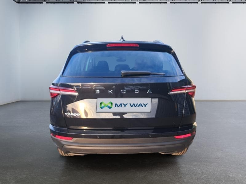 Skoda Karoq Family | 1.0 TSI 115cv | Carplay | Camera | Led Matrix | Attelage - 9