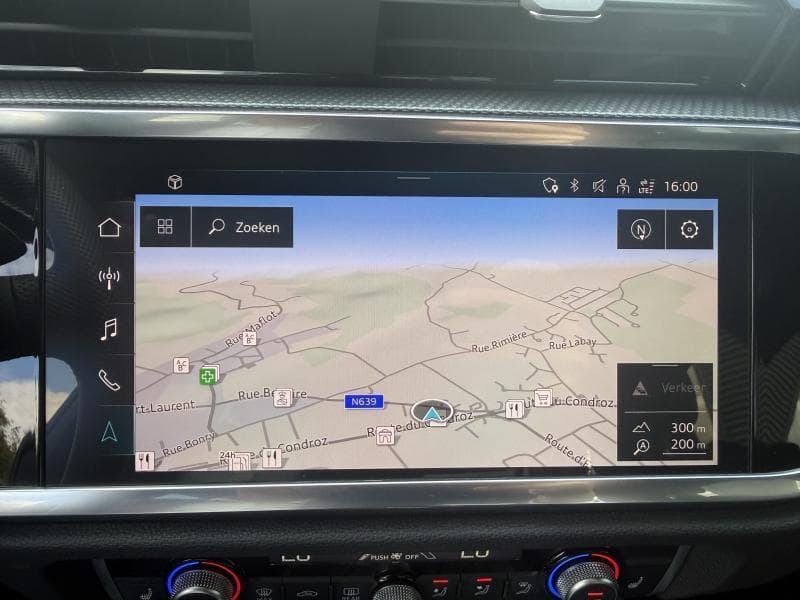 Audi Q3 S-Line | 1.5 TFSI 150cv | Carplay | Caméra | GPS | Virtual Cockpit | Capteurs AV + AR | Sièges Chauffants AV | Toit ouvrant panoramique | Led | Clim auto | - 23