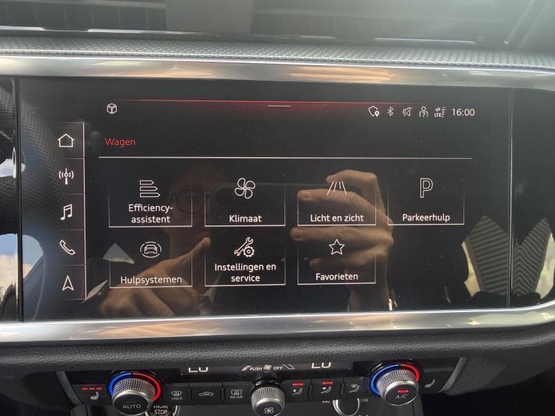 Audi Q3 S-Line | 1.5 TFSI 150cv | Carplay | Caméra | GPS | Virtual Cockpit | Capteurs AV + AR | Sièges Chauffants AV | Toit ouvrant panoramique | Led | Clim auto | - 26