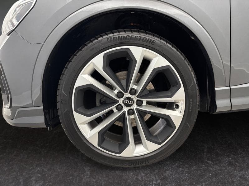 Audi Q3 S-Line | 1.5 TFSI 150cv | Carplay | Caméra | GPS | Virtual Cockpit | Capteurs AV + AR | Sièges Chauffants AV | Toit ouvrant panoramique | Led | Clim auto | - 9