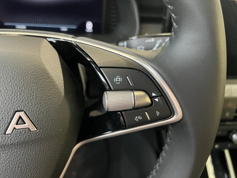 Skoda Kamiq Selection | 1.0 tsi 116cv | captreurs av/ar | clim auto | carplay - 10