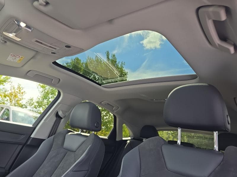 Audi Q3 S-line | 1.5 TSI 150 cv | GPS | Toit ouvrant | Camera | Coffre electrique | Attache - 26