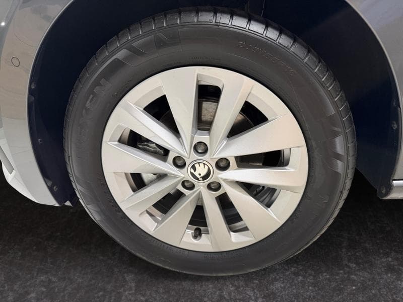 Skoda Scala Selection | 1.0 tsi 115cv | clim auto | carplay | sièges chauffants | capteur av/arr - 4
