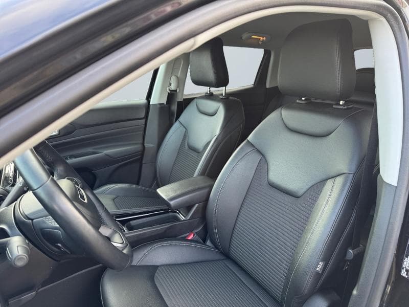 Jeep Compass Night Eagle | 1.5 Mhev 131cv | GPS | Caméra | Carplay | Capteurs Av/Ar | Clim auto - 12