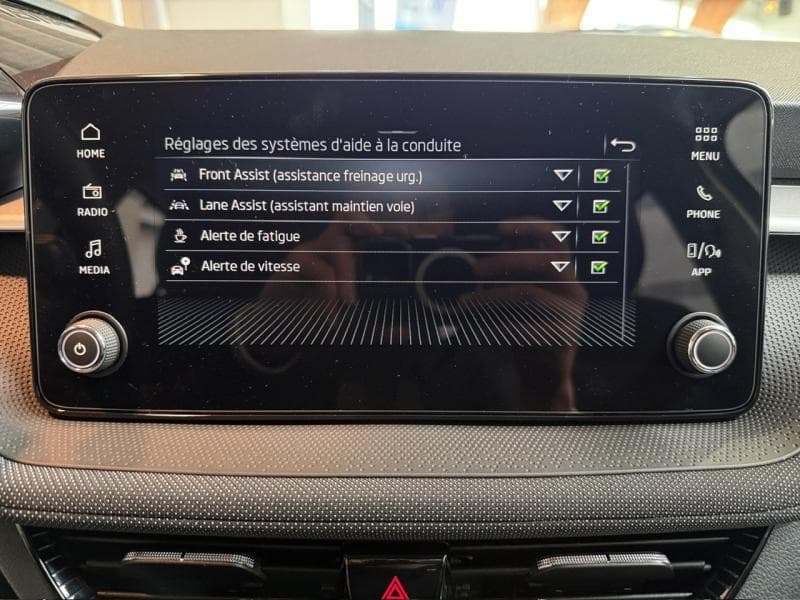 Skoda Fabia Family | 1.0 tsi 115cv | boite auto | caméra arr | carplay - 22