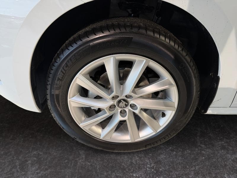 Skoda Kamiq Selection | 1.0 tsi 115cv | clim auto | carplay | siège chauffants | capteurs av/arr | - 5