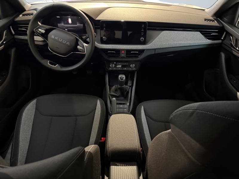 Skoda Kamiq Selection | 1.0 tsi 115cv | clim auto | carplay | siège chauffants | capteurs av/arr | - 8