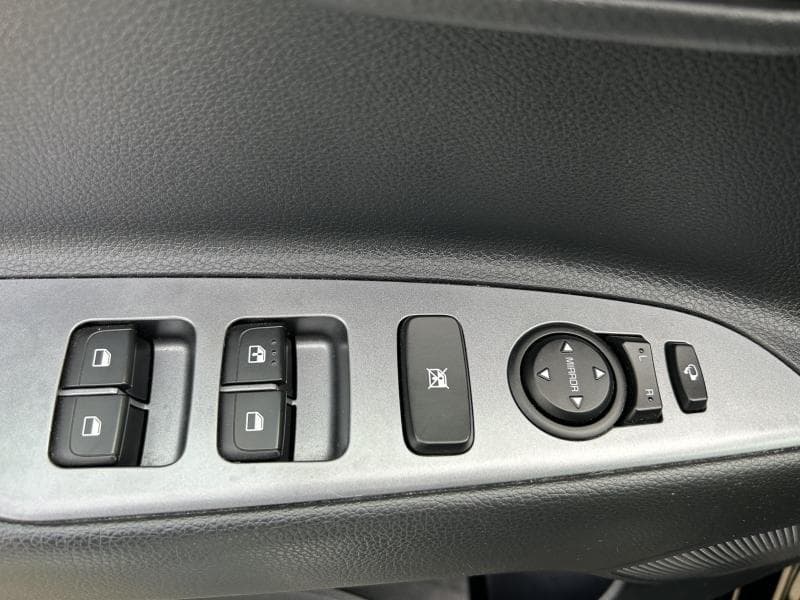 Kia Rio GT-Line | 1.2 essence 83 CV | GPS | Camera | Sieges av et volant chauffants | Clim auto - 26