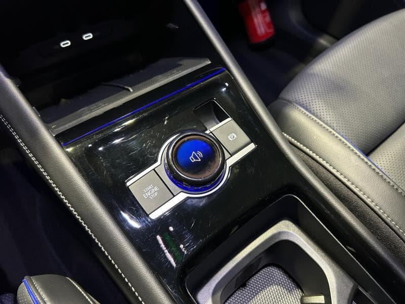 Volkswagen Tiguan R-Line | 1.5 TSI 150cv | GPS | Toit pano | Caméra | Carplay - 29