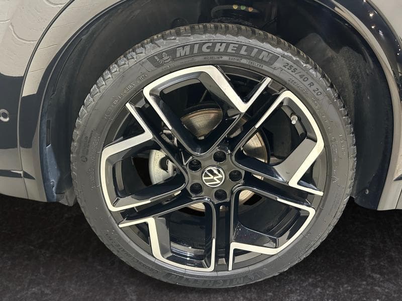 Volkswagen Tiguan R-Line | 1.5 TSI 150cv | GPS | Toit pano | Caméra | Carplay - 31