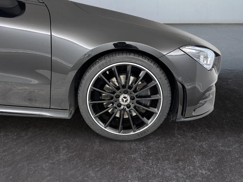 Mercedes-Benz CLA 200 Pack AMG | Boite auto | GPS | Caméra | Toit pano | Capteurs Av/Ar | Attelage - 9