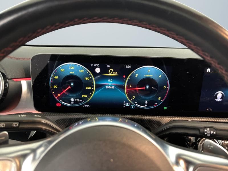Mercedes-Benz CLA 200 Pack AMG | Boite auto | GPS | Caméra | Toit pano | Capteurs Av/Ar | Attelage - 14
