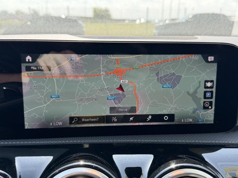 Mercedes-Benz CLA 200 Pack AMG | Boite auto | GPS | Caméra | Toit pano | Capteurs Av/Ar | Attelage - 25