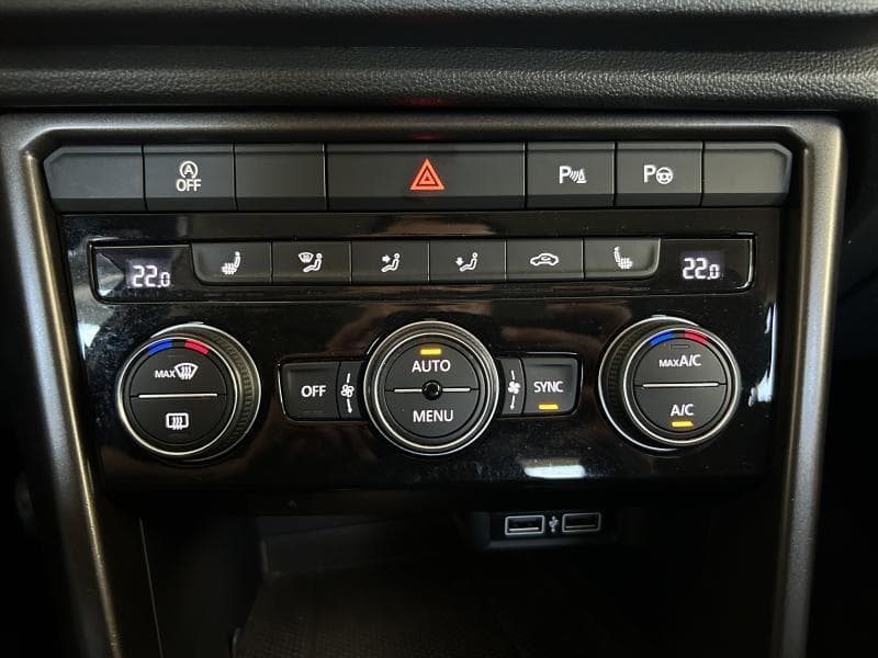 Volkswagen T-Roc Style | 1.0 TSI 116 CV | Carplay | GPS | Capteurs av et arr | Sieges av chauffants - 20