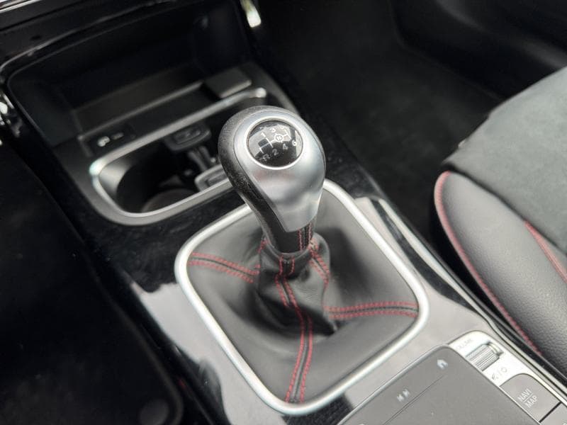 Mercedes-Benz A 160 Pack AMG | 1.3 109 CV | GPS | Caméra | Toit ouvrant | Capteurs Av/Ar - 30