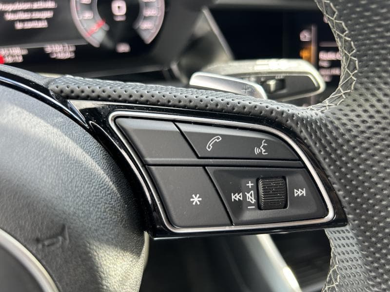 Audi A3 S-Line int et ext | 1.0 TFSI 110 CV | Boite auto | Carplay | Camera | GPS - 32