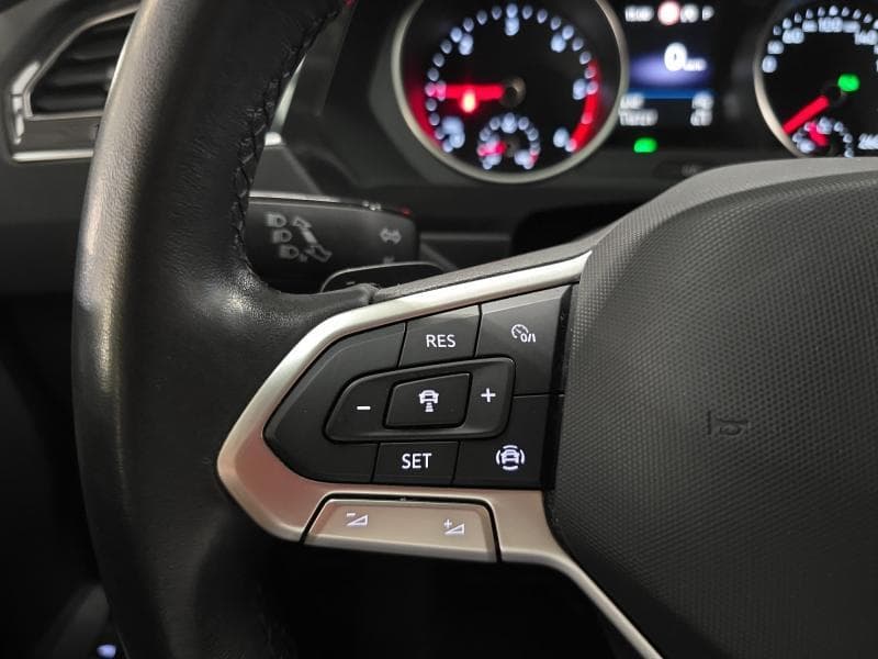 Volkswagen Tiguan Life | 2.0 TDI 150cv | Carplay | Caméra360 | GPS | Sièges Av chauffants - 15