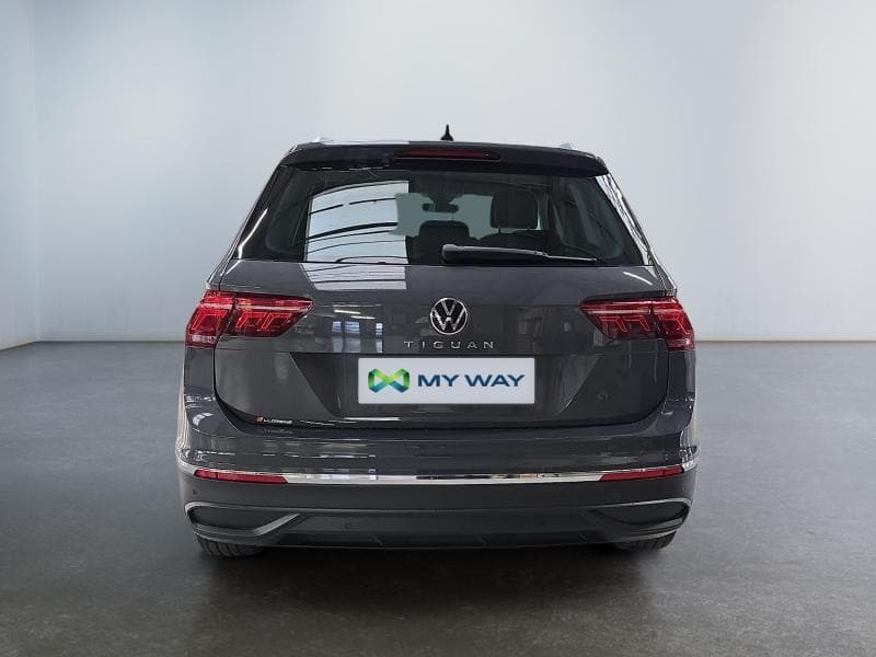 Volkswagen Tiguan Life | 2.0 TDI 150cv | Carplay | Caméra360 | GPS | Sièges Av chauffants - 8