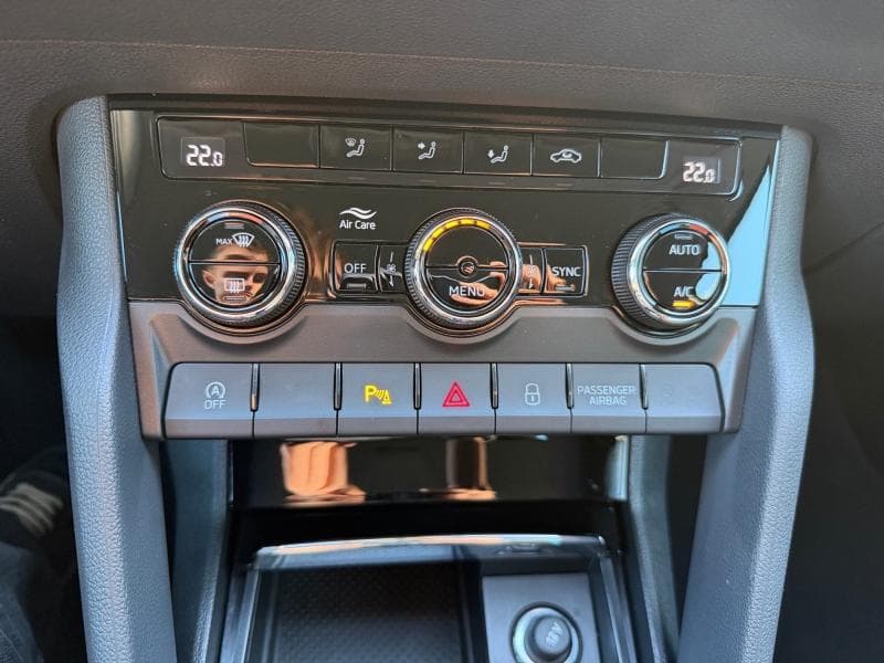 Skoda Karoq Ambition | 1.0 tsi 110 cv | camera | carplay | clim auto - 26