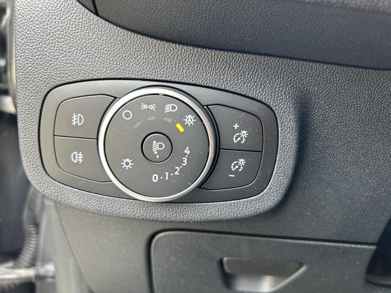 Ford Fiesta ST-Line | 1.0 EcoBoost 95 CV | Capteurs arr | Clim auto | Cruise control | Sieges av et volant chauffants - 27