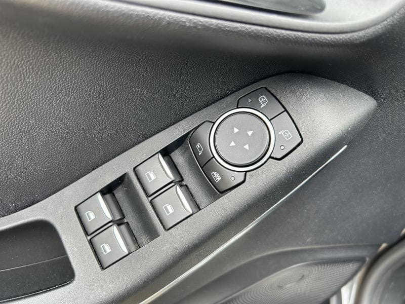 Ford Fiesta ST-Line | 1.0 EcoBoost 95 CV | Capteurs arr | Clim auto | Cruise control | Sieges av et volant chauffants - 26