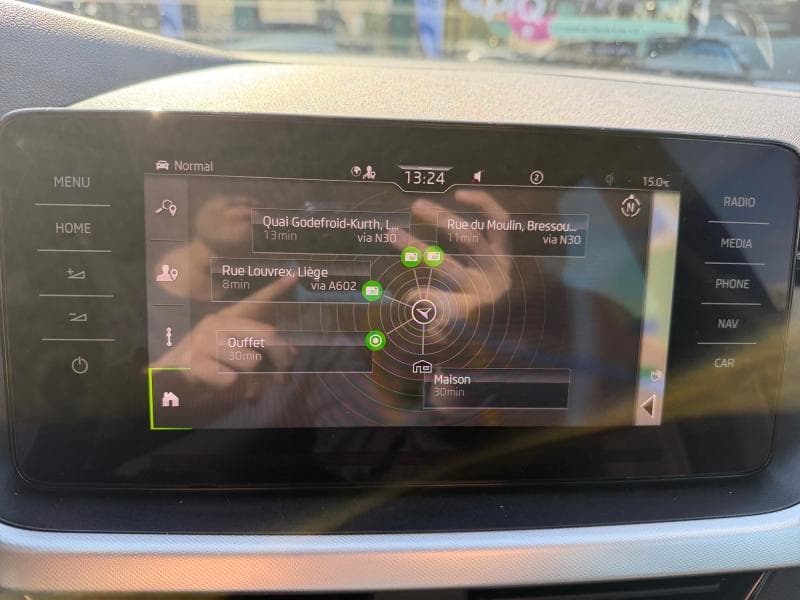 Skoda Kamiq Ambition | 1.0 TSI 95cv | Carplay | Caméra | GPS | Sièges Av chauffants - 15