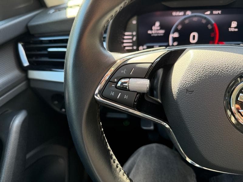 Skoda Kamiq Ambition | 1.0 TSI 95cv | Carplay | Caméra | GPS | Sièges Av chauffants - 19