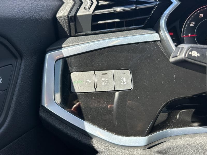 Audi Q3 Sportback | 1.5 TSI 150cv | Carplay | Caméra | GPS | Sièges Av chauffants - 27