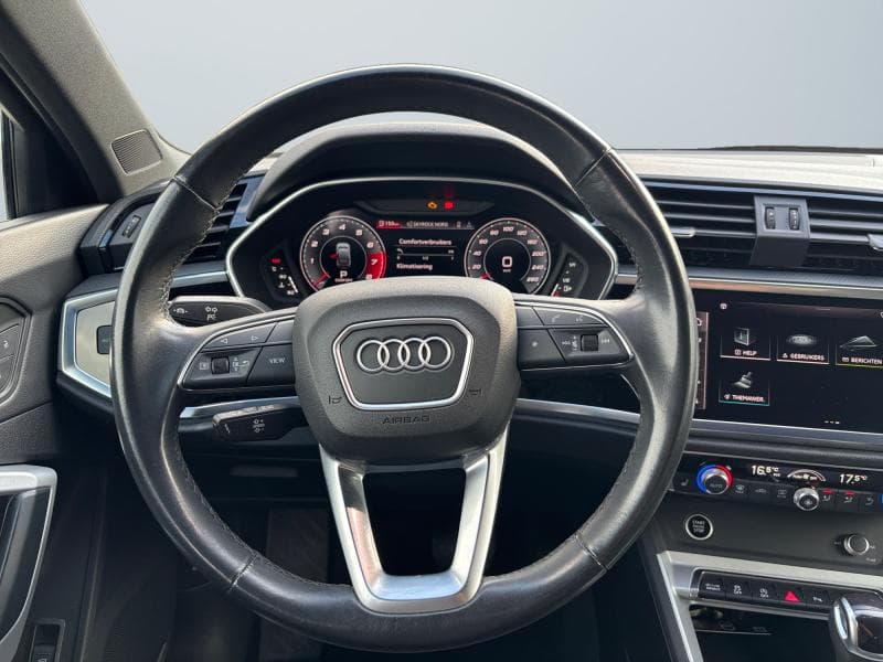 Audi Q3 Sportback S line - 13